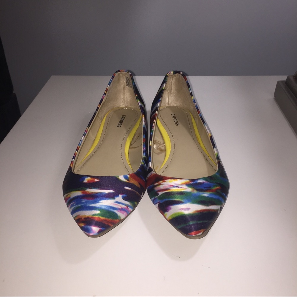 EXPRESS Flats